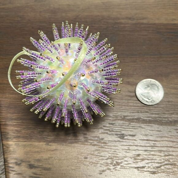 Handmade Sequin Circle Christmas Ornaments (4) - Picture 8 of 9